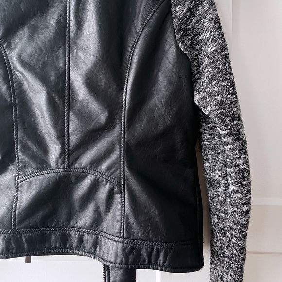 Faux leather/sweater moto jacket - Picture 4 of 5
